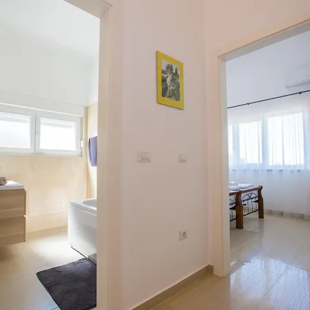 Apartment Luna Tar-Vabriga