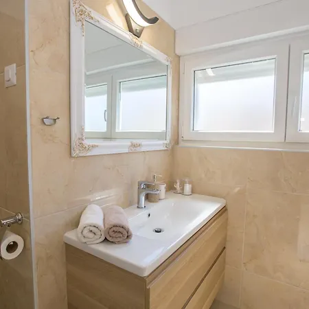 Luna Apartment Tar-Vabriga